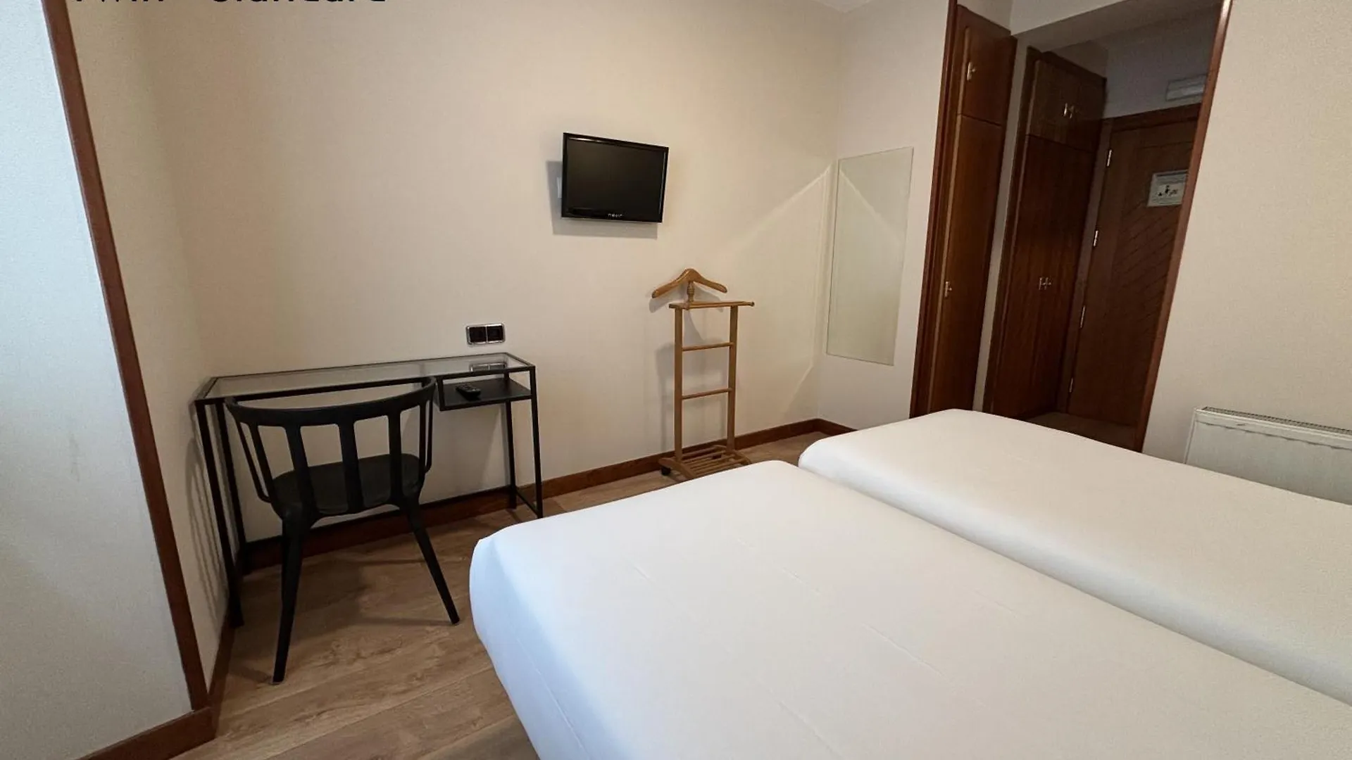 Pension Begona - Centro Ciudad 빌바오 게스트하우스